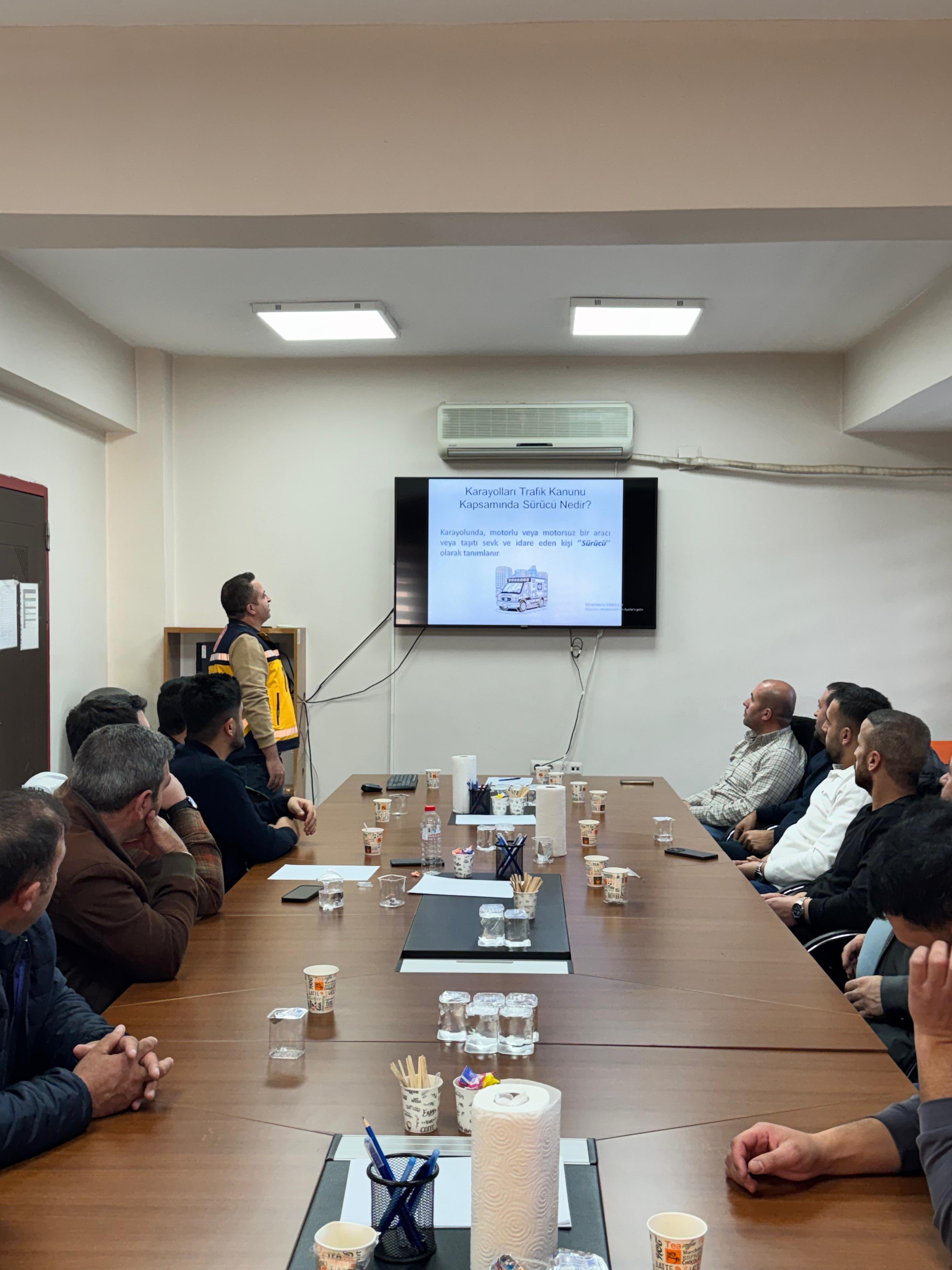 G83 H09Q Wc A A X1Vo