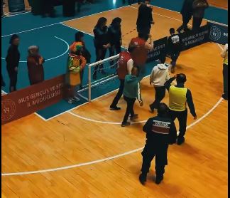 Ret5Yujmhngfretyujıo9