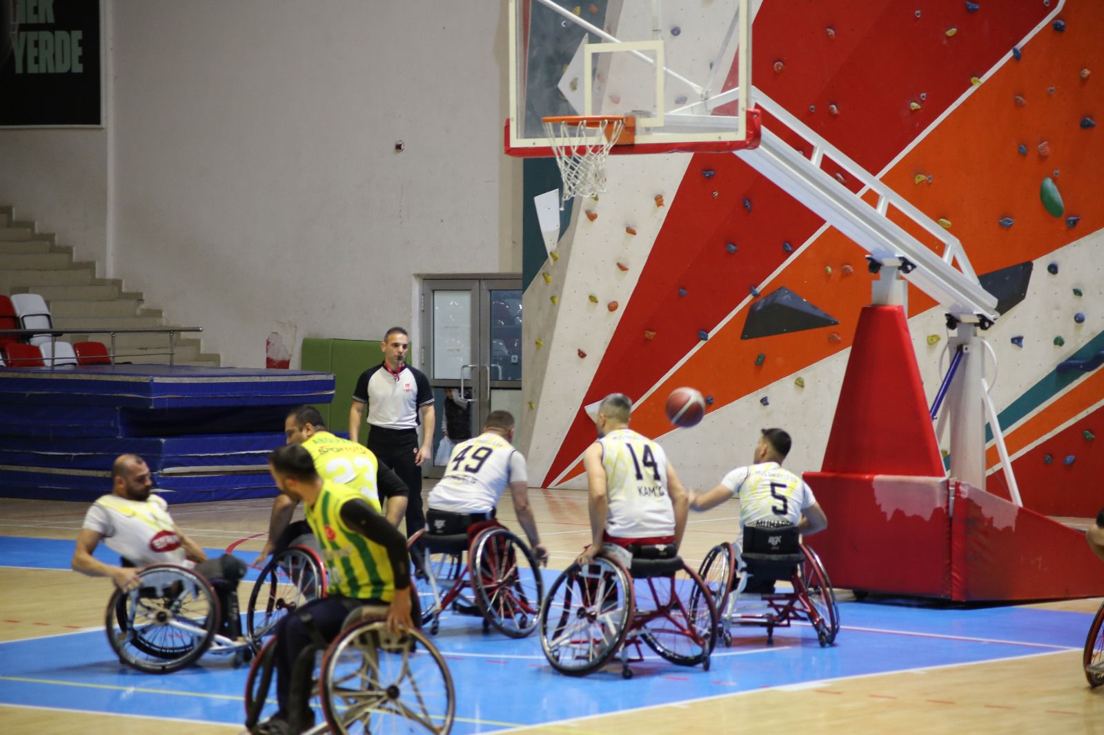 Whatsapp Image 2025 12 05 At 21.34.05