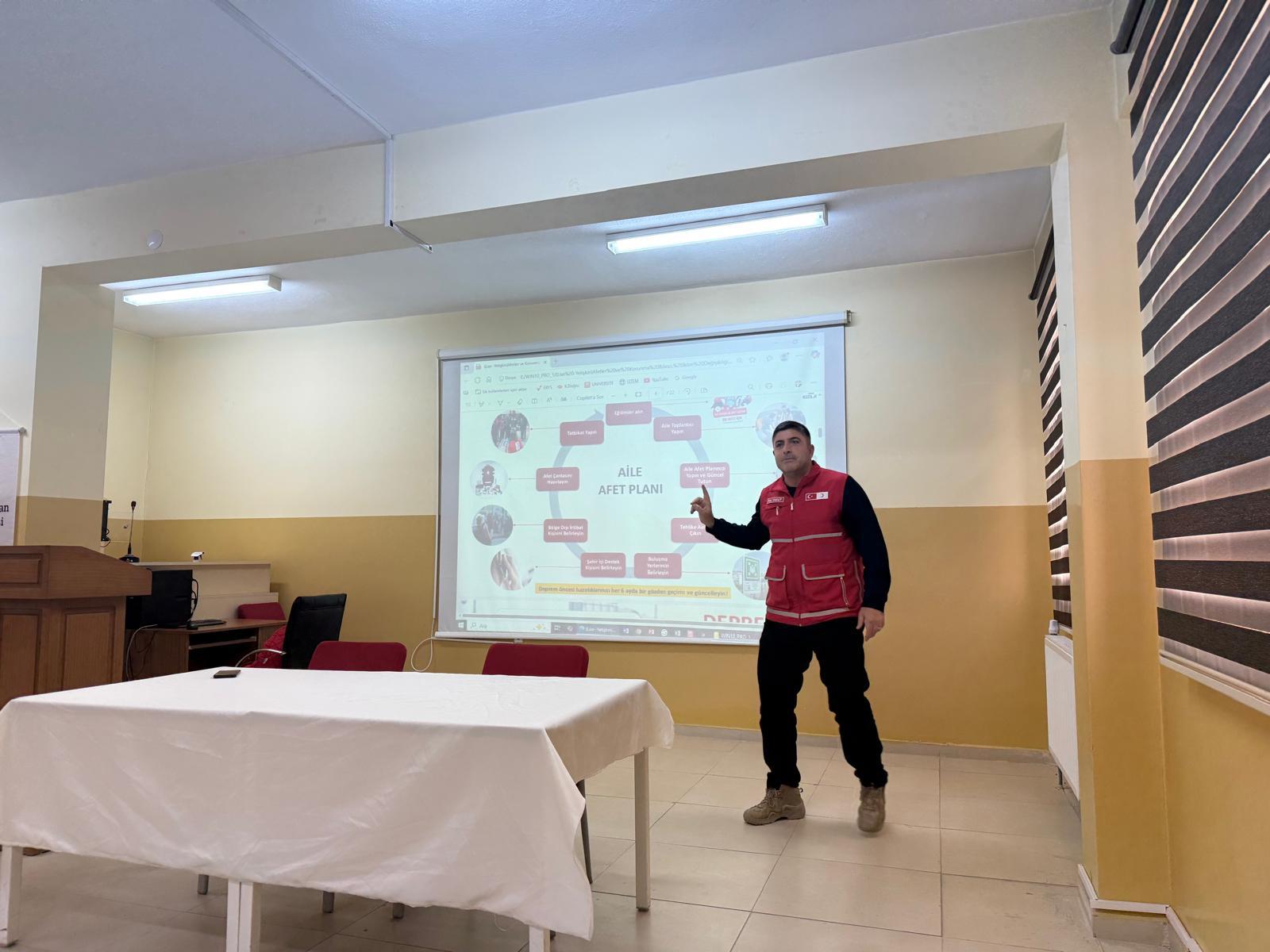 Whatsapp Image 2025 12 09 At 22.04.52