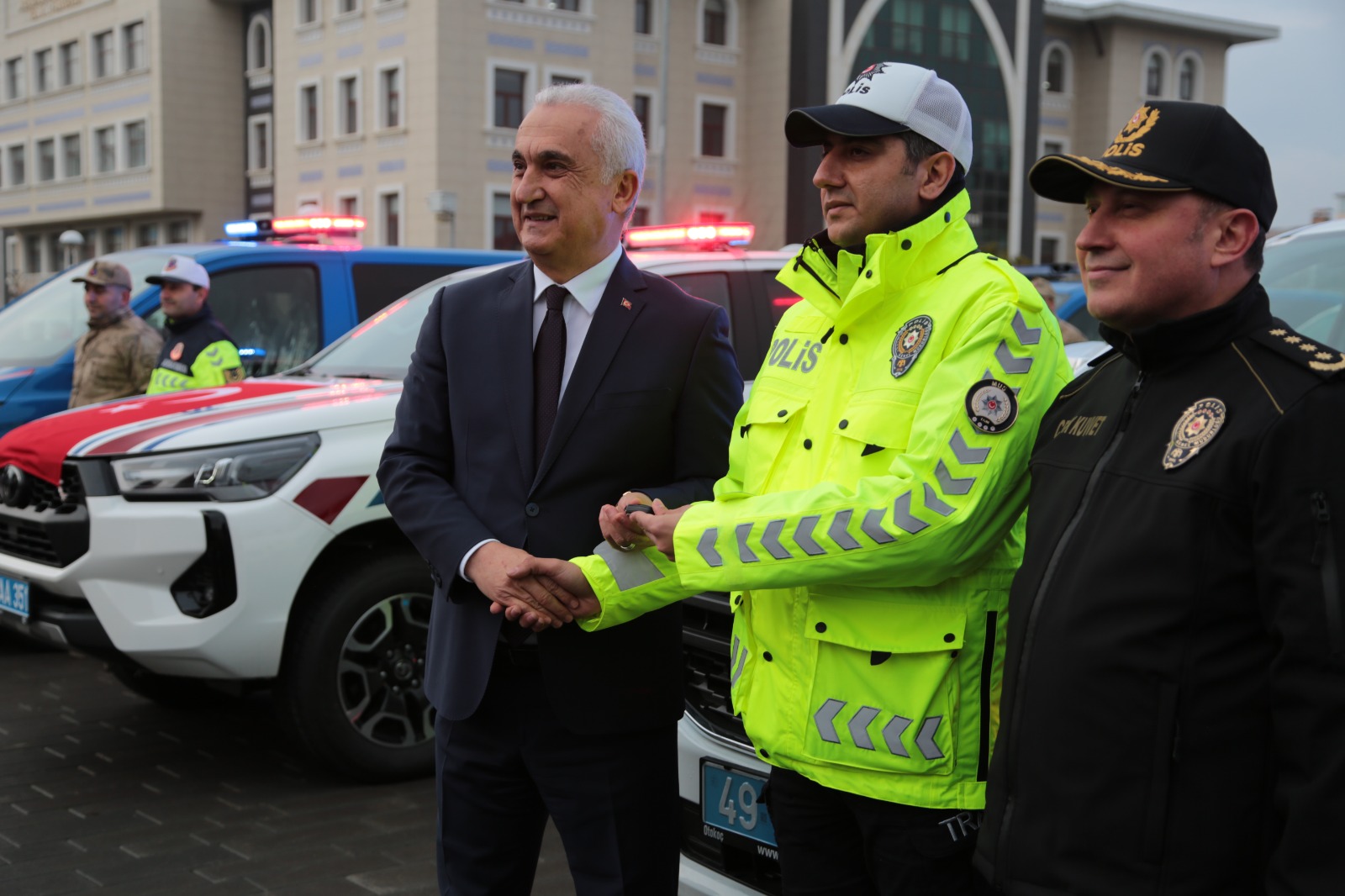 Whatsapp Image 2025 12 11 At 18.10.09 (14)