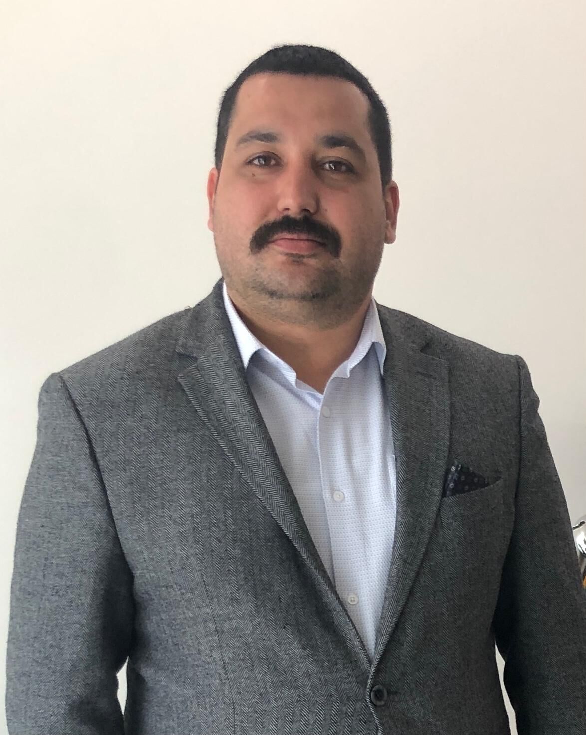 Doç. Dr. Salih ÖZER