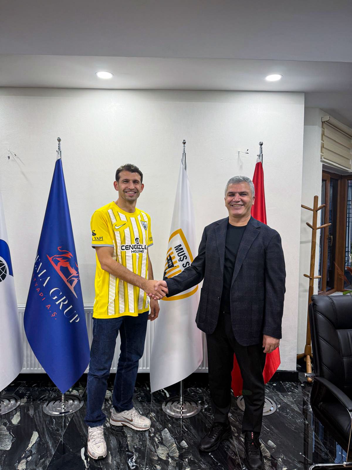 Whatsapp Image 2025 12 24 At 19.11.25