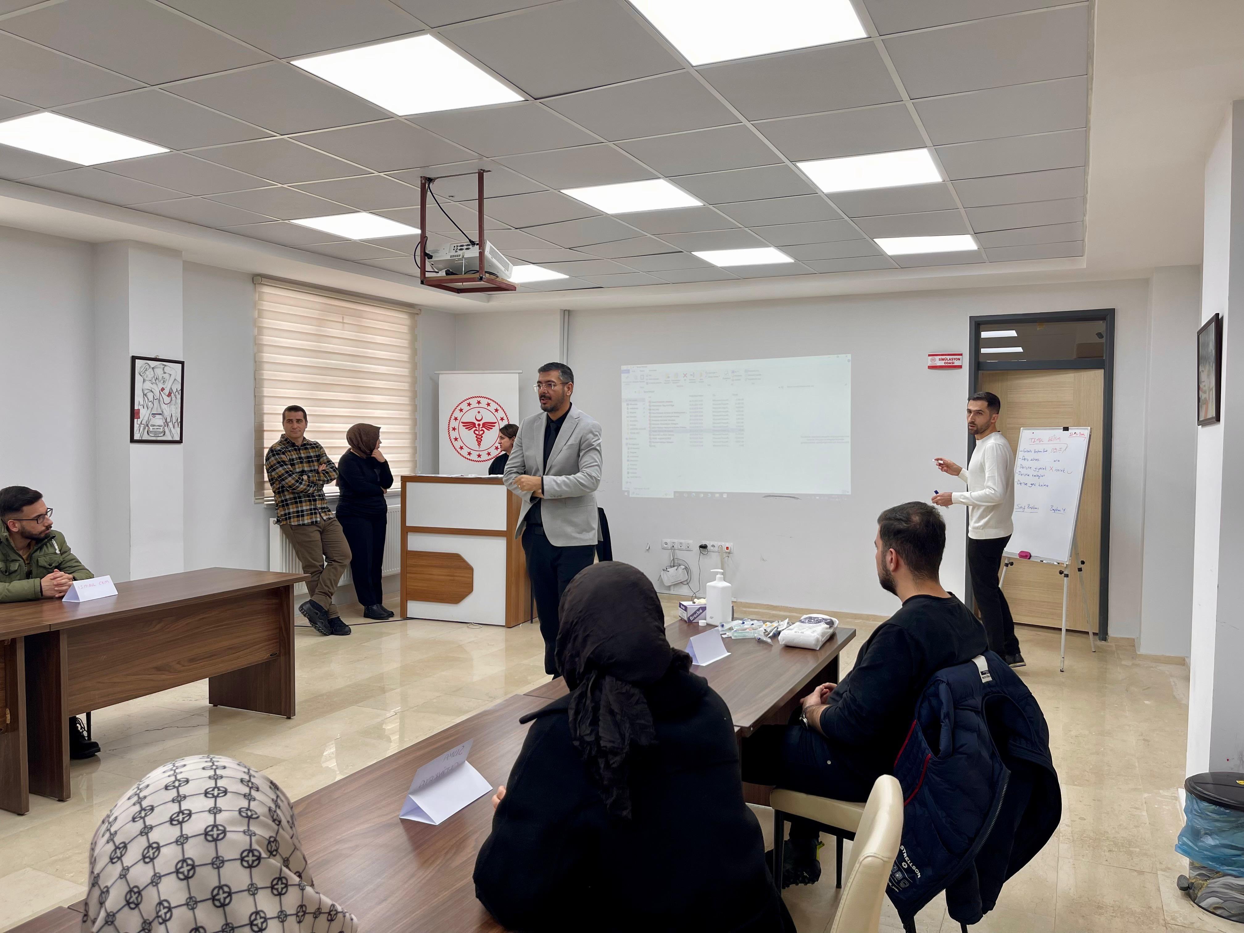 G I H3Nl W8 A A Lu Tk