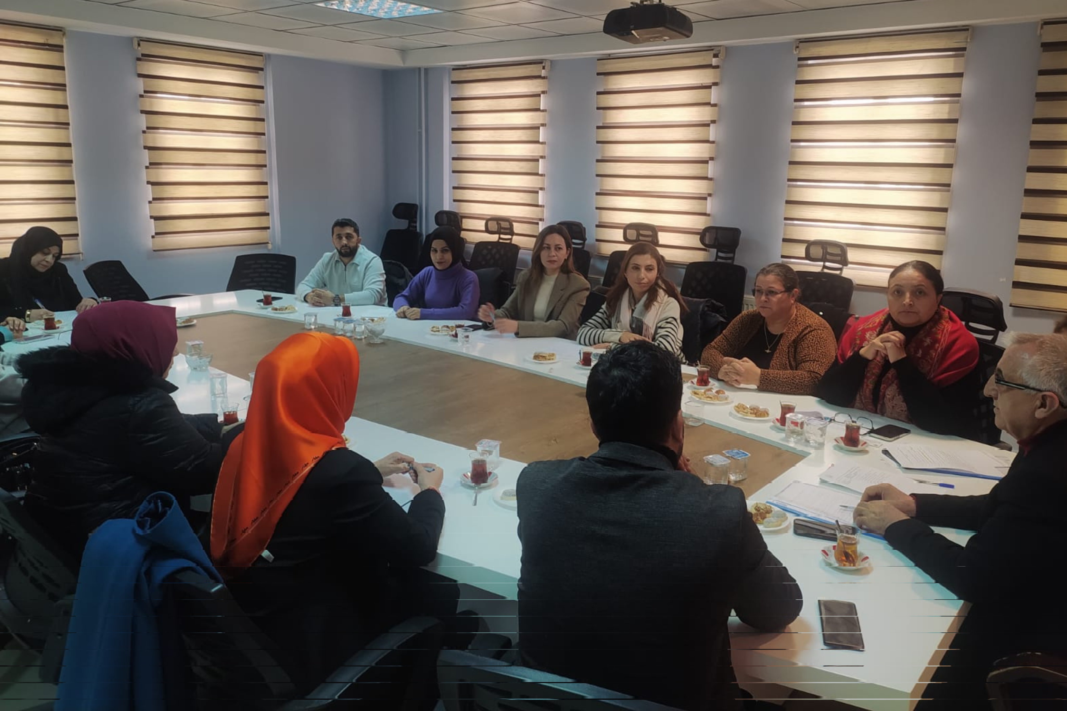 G Jnl2U W I A A Uta1