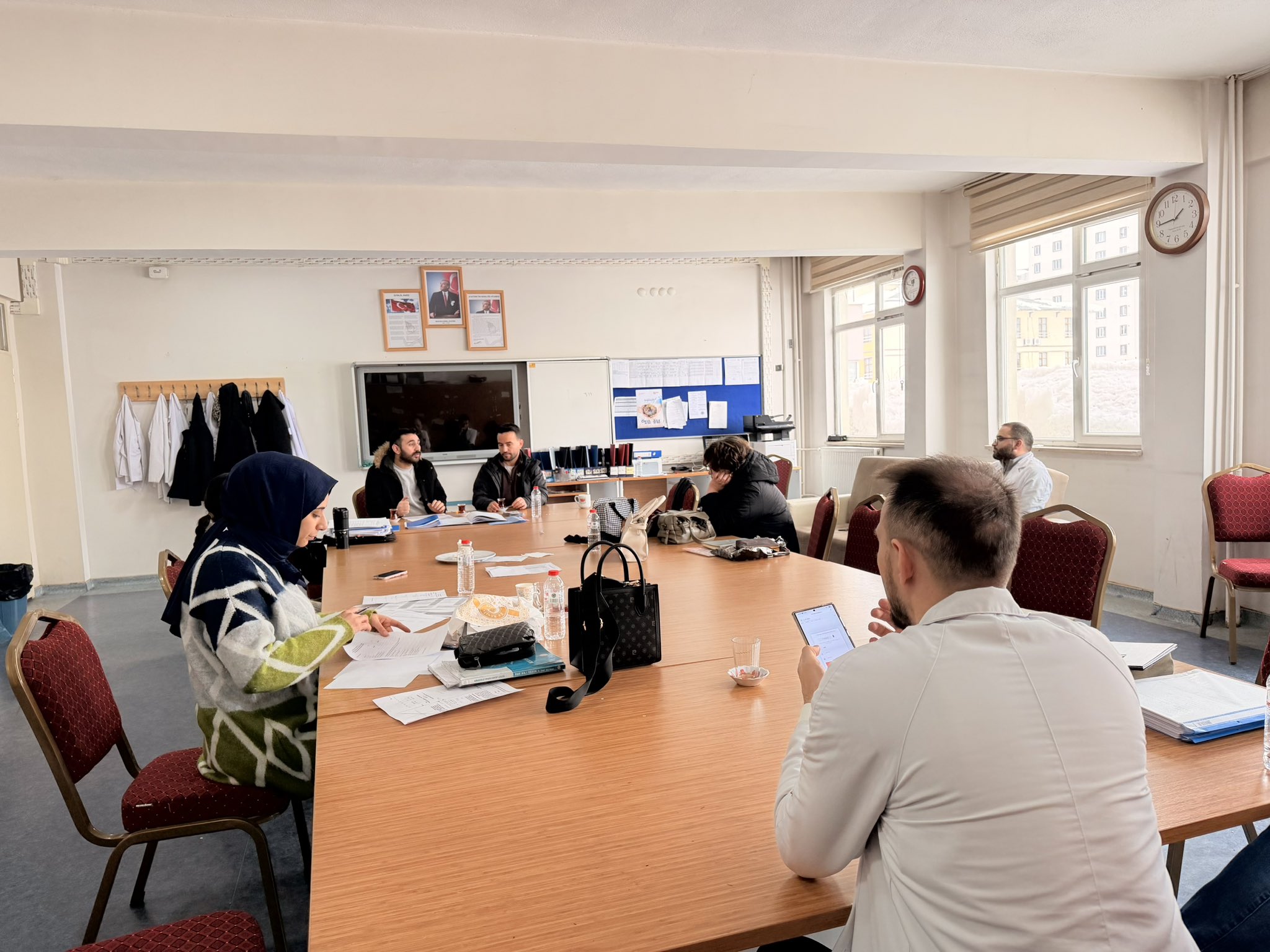 G M 6 C X Xo A A Ekq Y