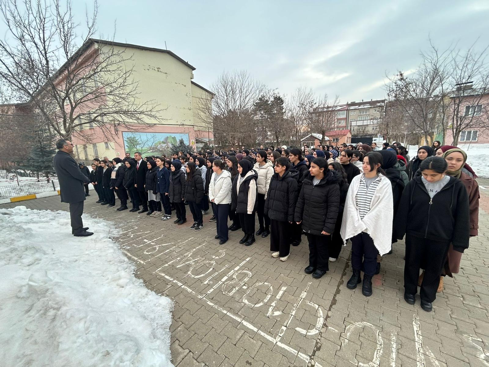 H Ad Ho N5A8 A E Iu Qz