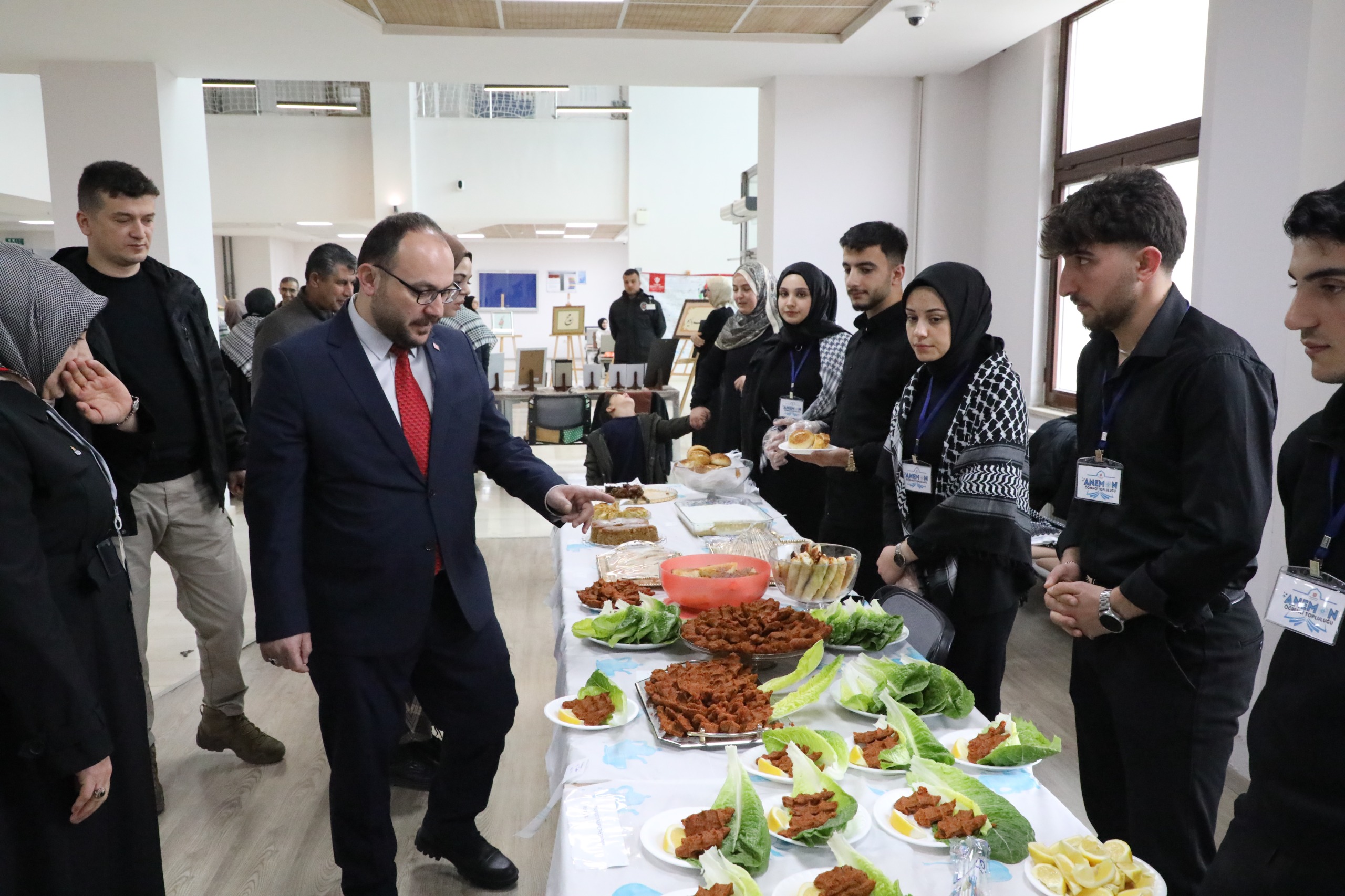 H B Wr N0 Z Ww A A Yy5