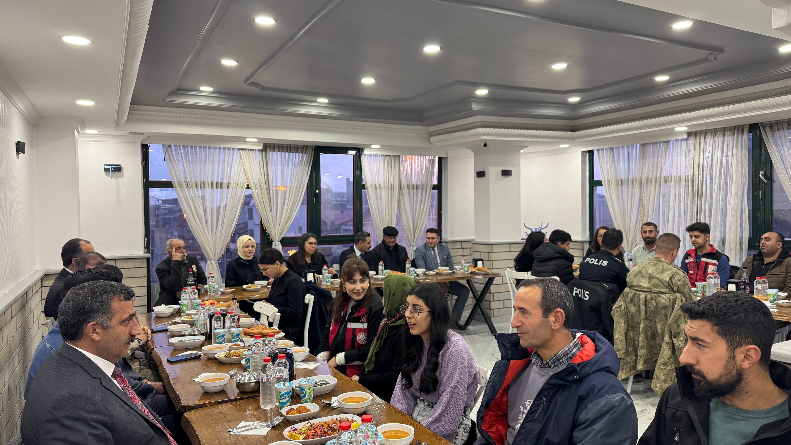 H Bh 4 Wy Xw A A Zq V