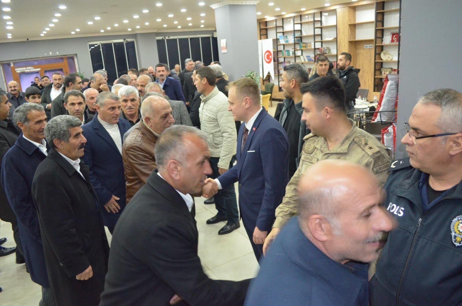 H C Lva Pw W A A A Rp B V