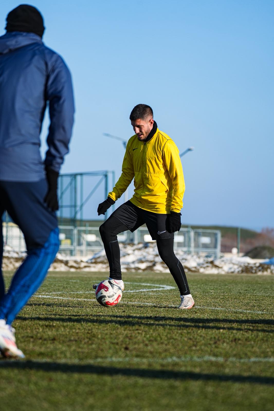 Whatsapp Image 2026 02 21 At 22.16.05