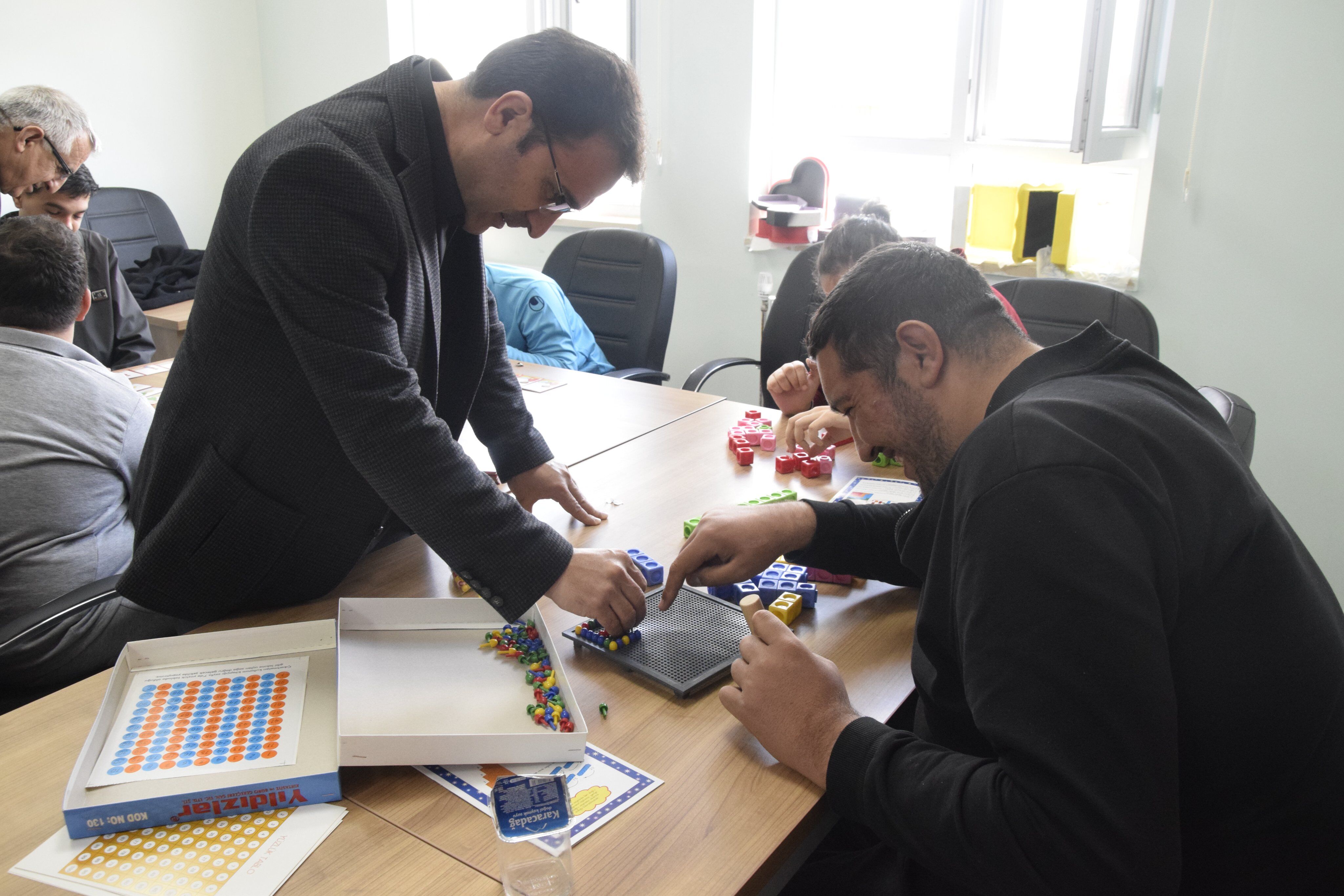 H Evg W I W0 A A 8 J D