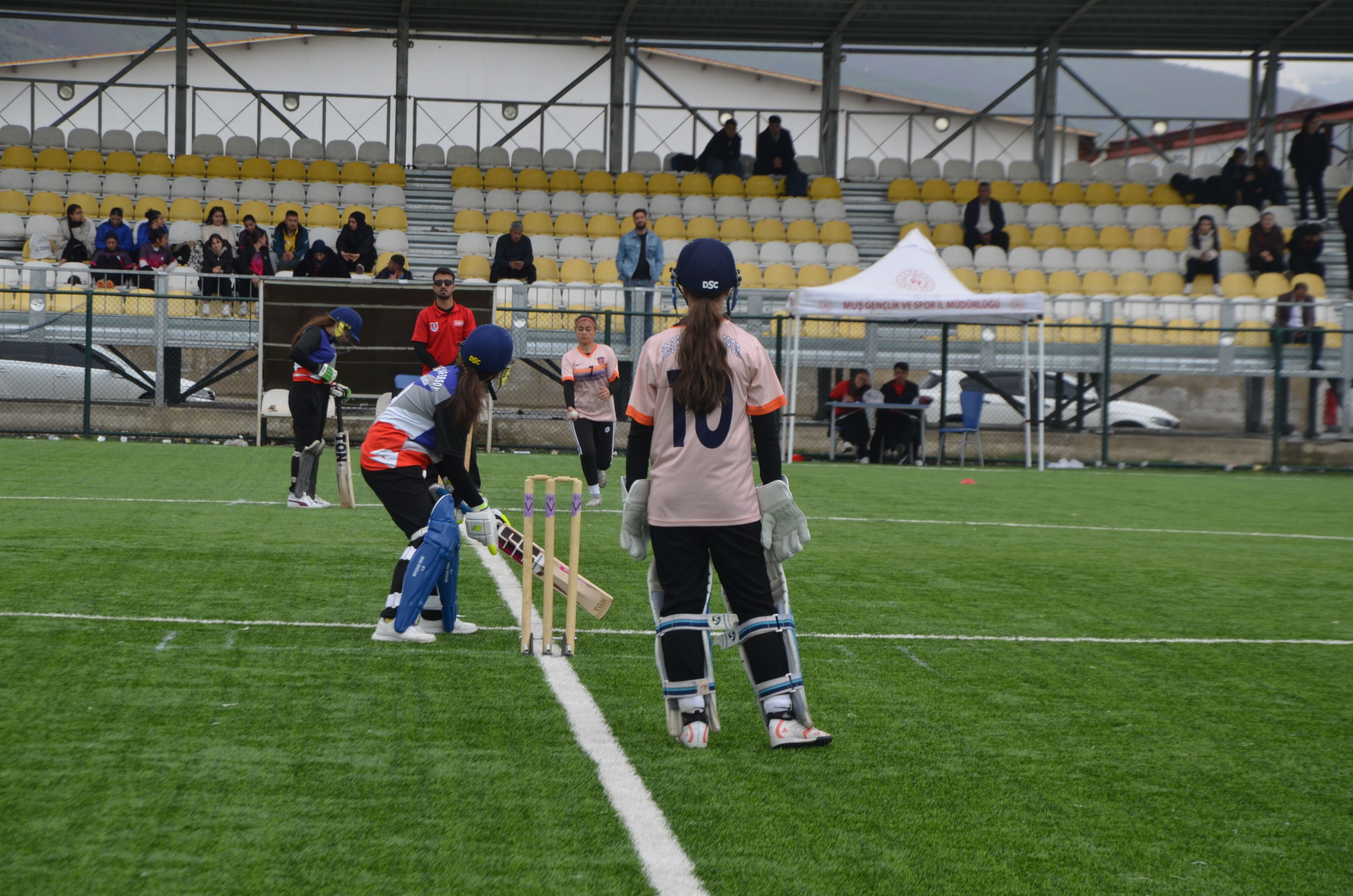 Aa 20260419 41153290 41153288 Musta Okul Sporlari Genc Kizerkek Kriket Musabakalari Basladi (1)