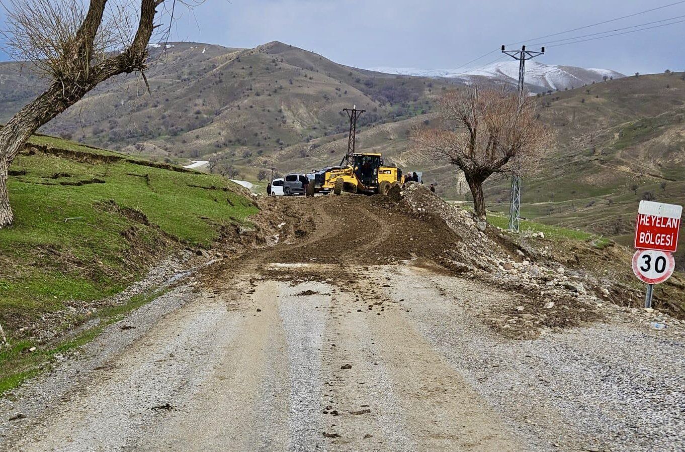 H G Vq Yuf X A A A Zkog