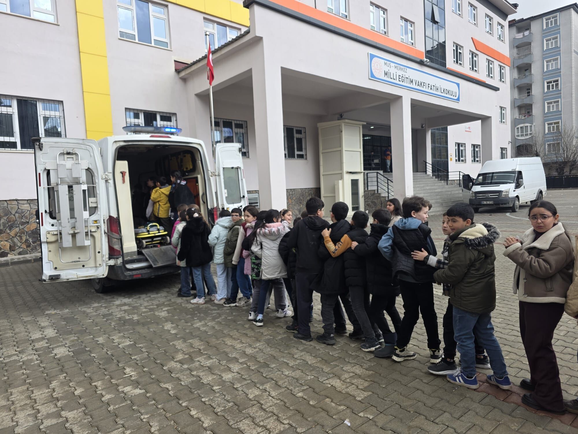 Whatsapp Image 2026 04 03 At 19.42.50 (1)