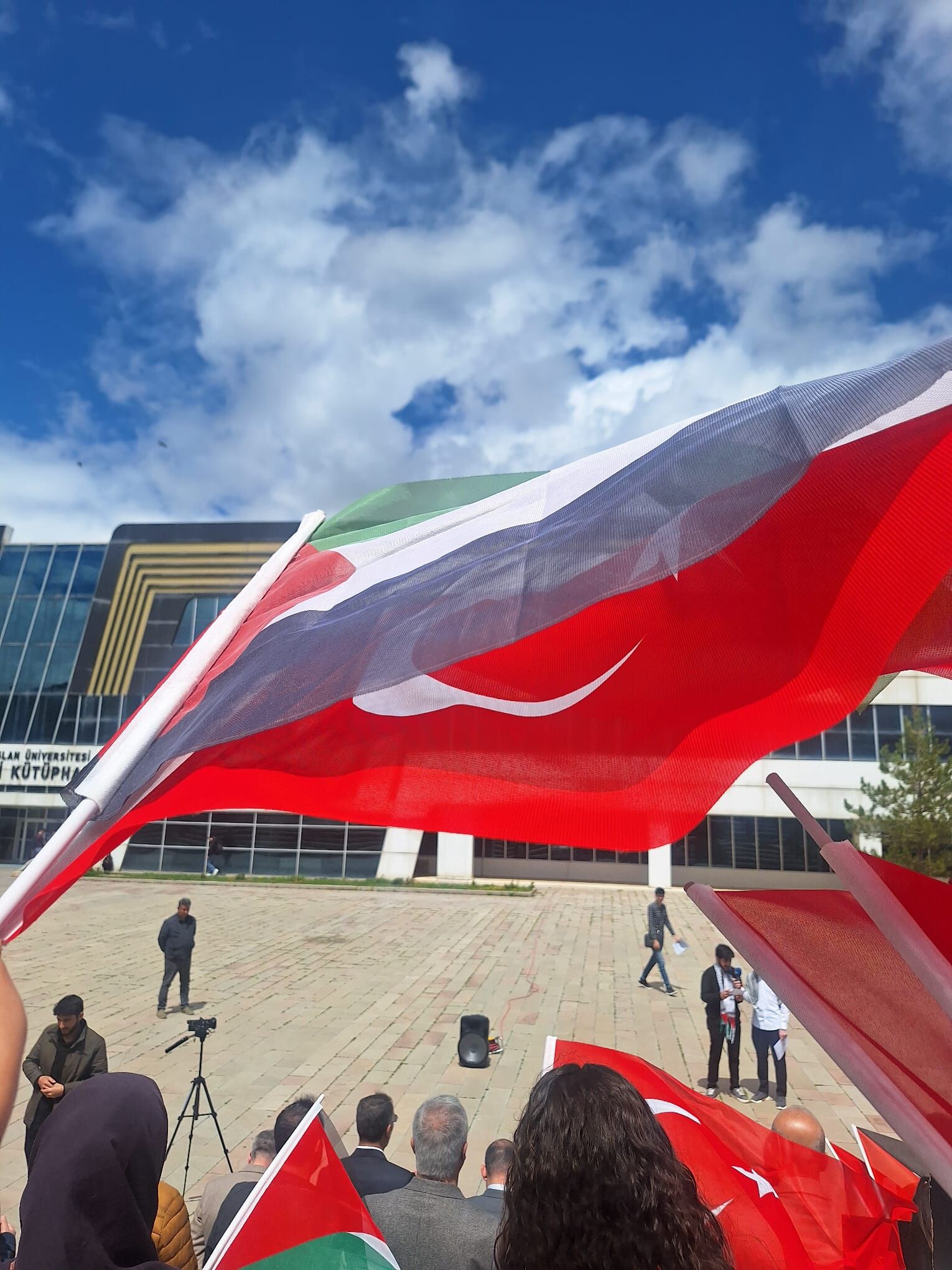 Whatsapp Image 2026 04 22 At 14.10.21 (1)