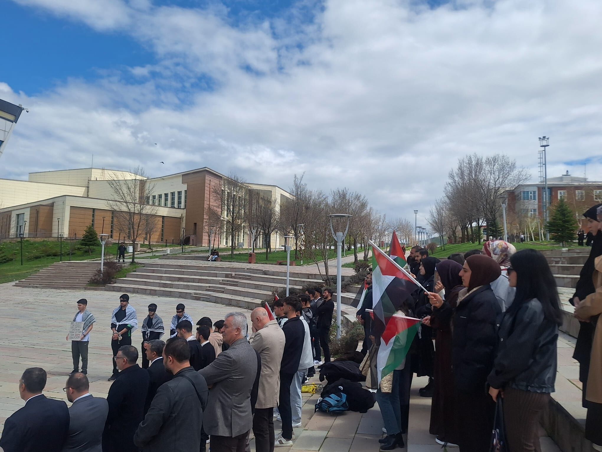 Whatsapp Image 2026 04 22 At 14.10.23 (2)