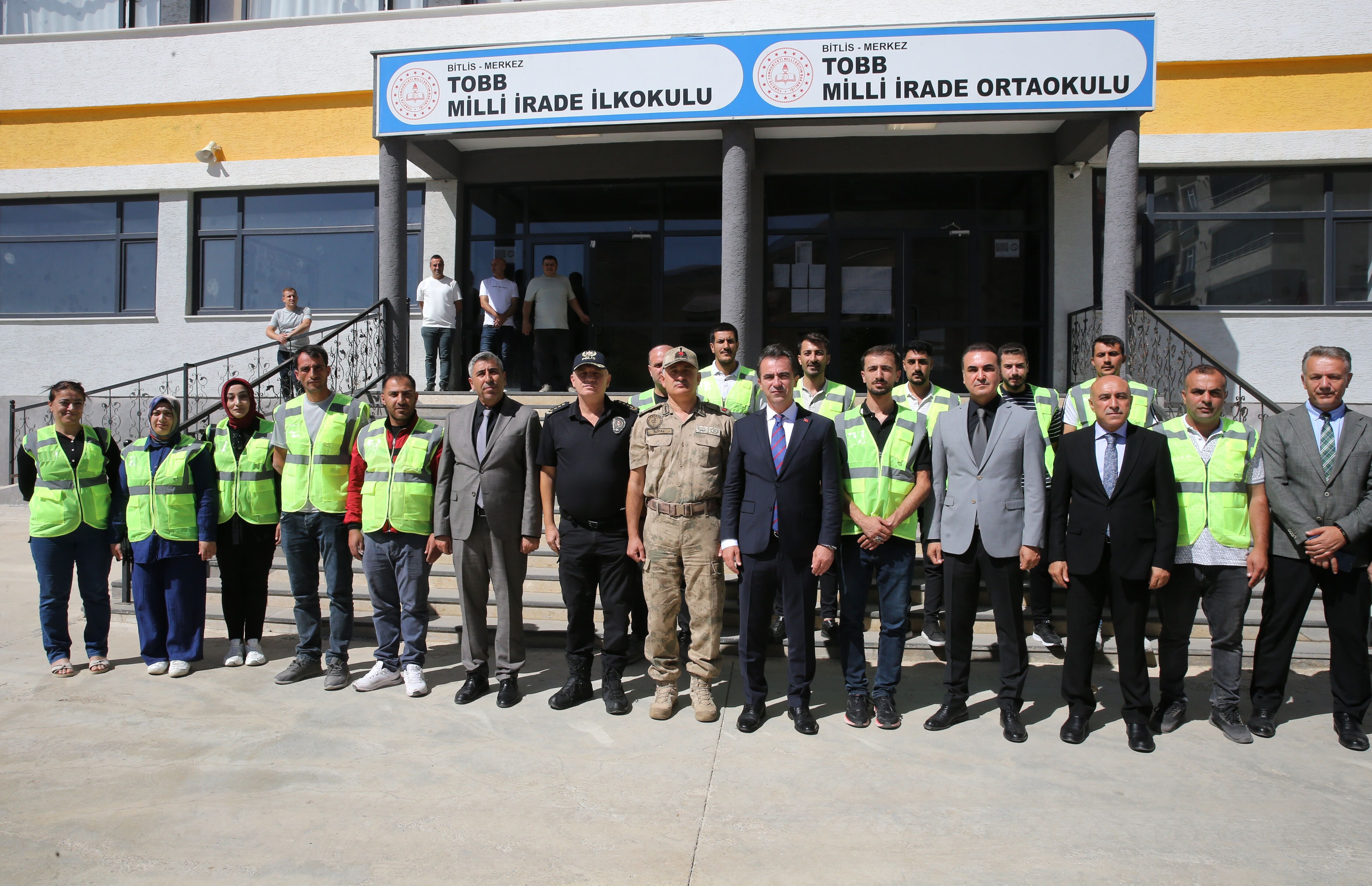 Bitlis'te 232 okul bahçe görevlisi göreve başladı