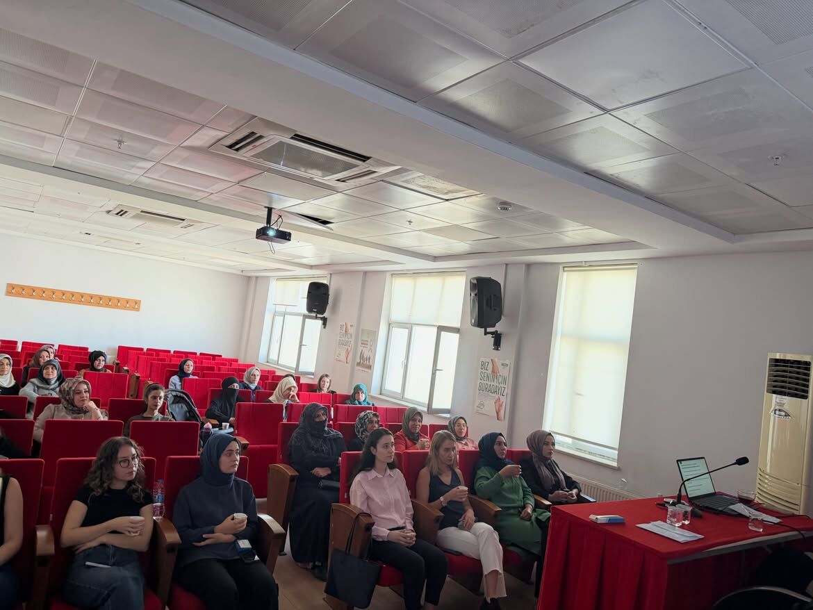 ✨ Menopoz Okulu Eğitimi Tamamlandı! 🌿🌸Sağlıklı Hayat Merkezi (Shm) Konferans Salonu’nda Gerçek