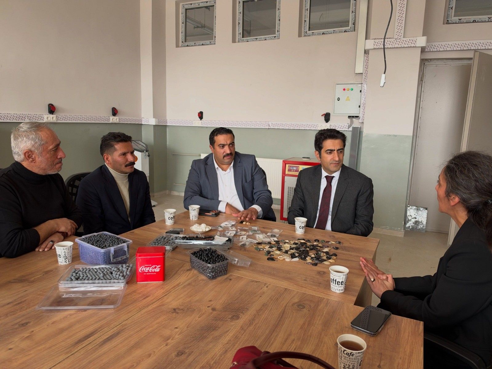 Sarıkamış’ın obsidyeni kadın ellerinde sanata dönüşüyor