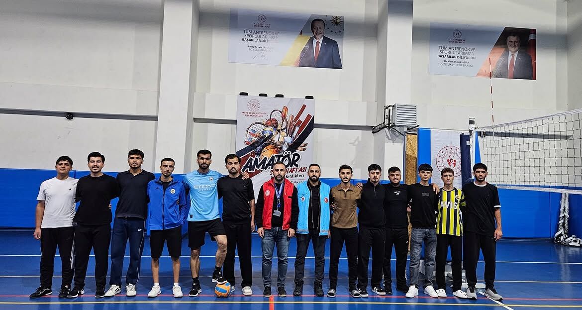 🏐 Amatör Spor Haftası’nda Voleybol Heyecanı! 🎉Amatör Spor Haftası Etkinlikleri Kapsamında Vart (4)